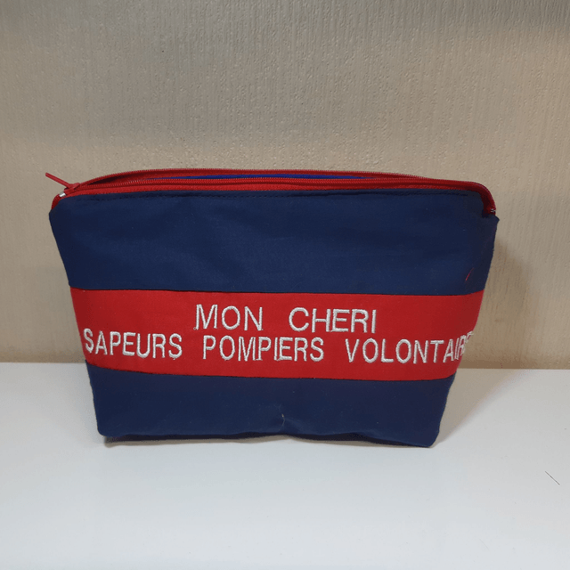 Trousse de toilette plate