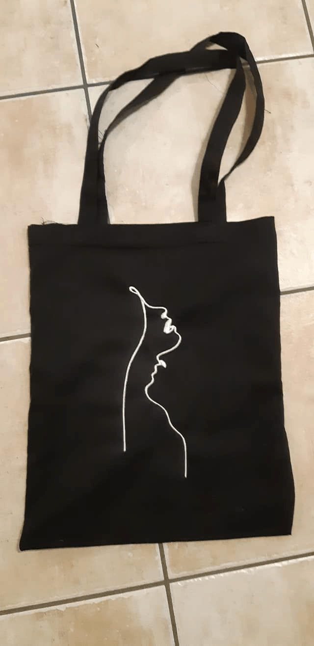 Tote bag