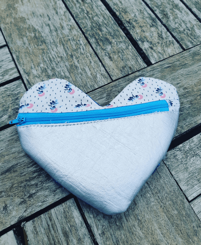Pochette coeur