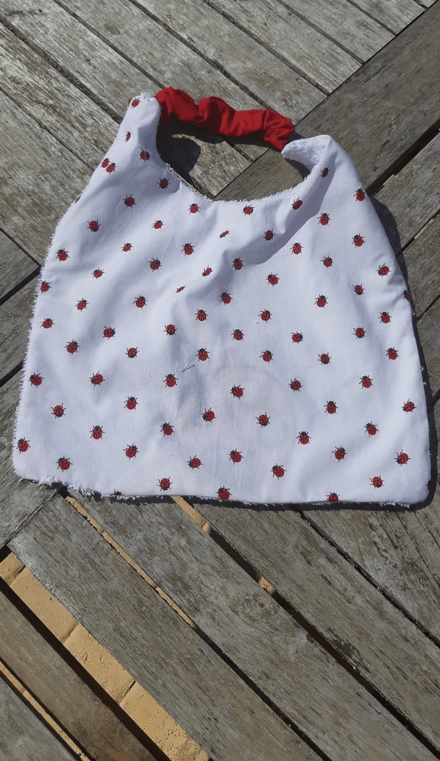 Bavoir serviette