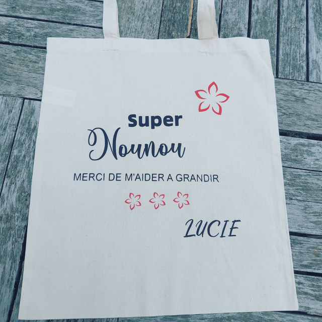 Tote bag