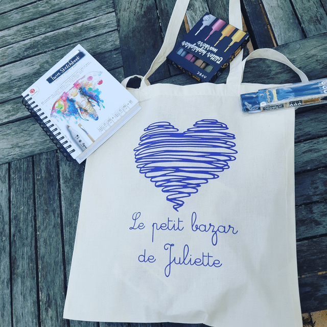 Tote bag
