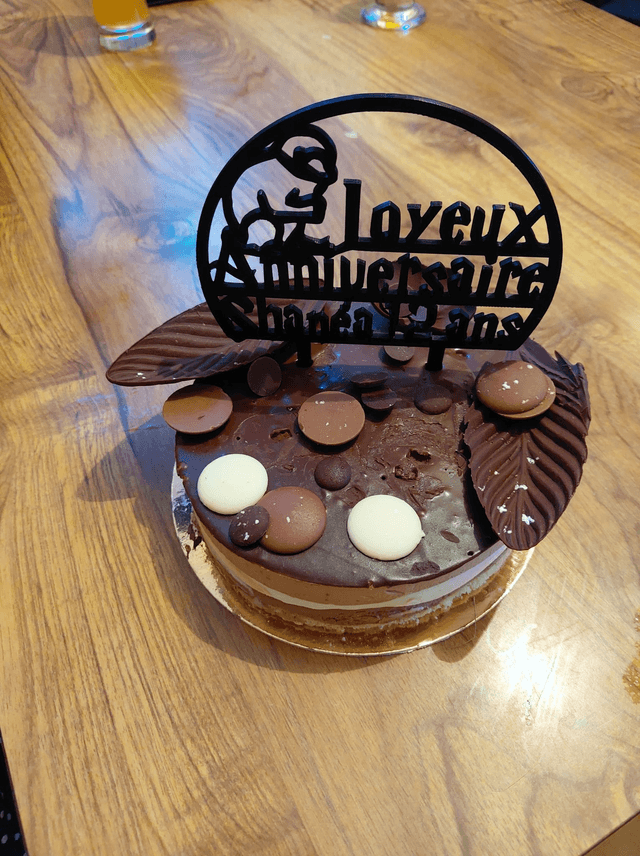 Topper cake